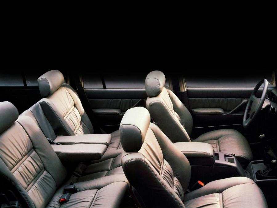  Toyota Land Cruiser 80 VX 1995 года  (фото 3 из 21)